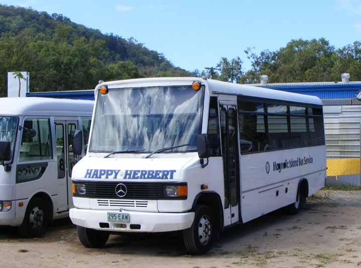 Magnetic Island Mercedes LO912 16 Happy Herbert